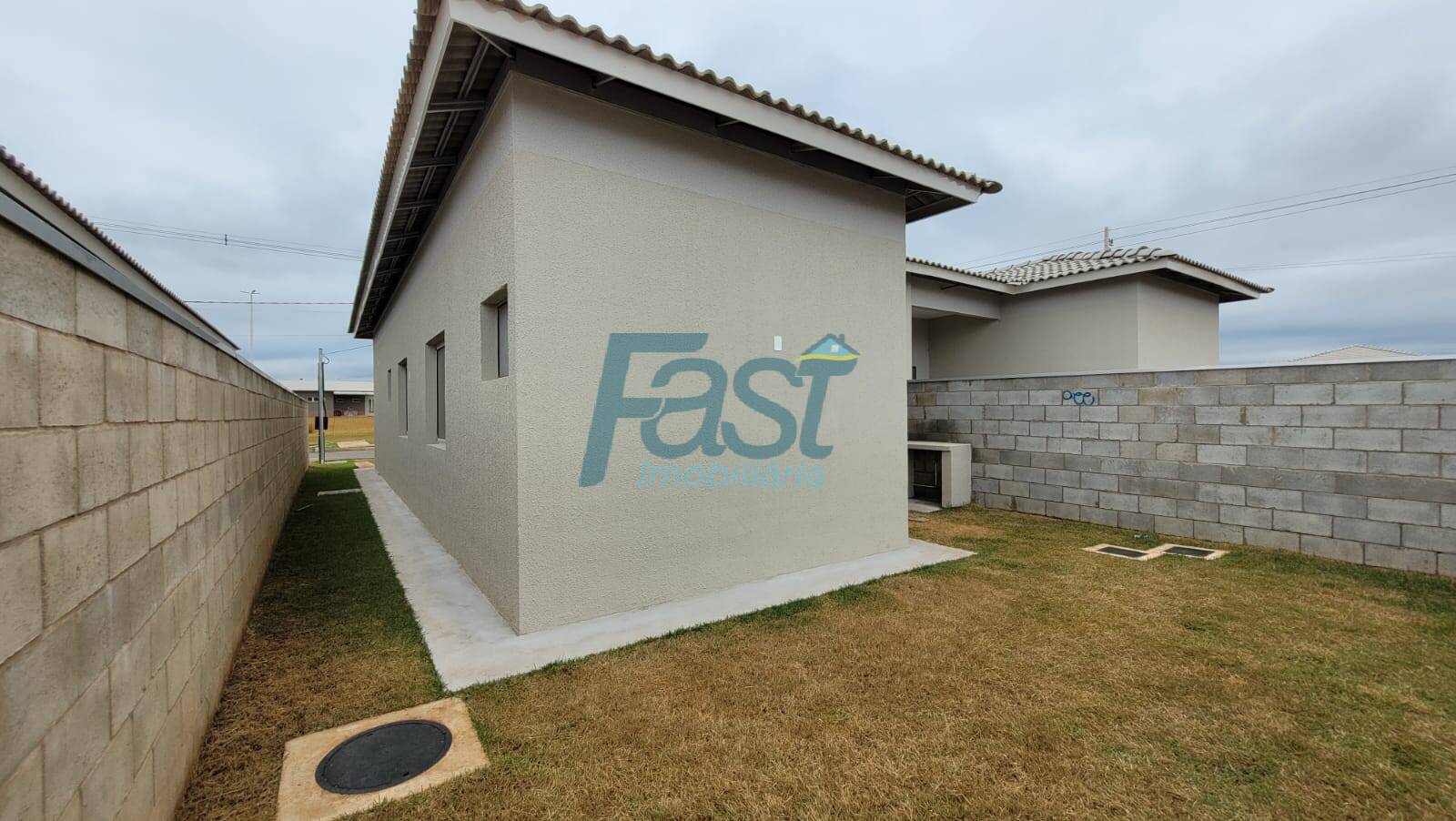 Casa de Condomínio à venda com 2 quartos, 290m² - Foto 8