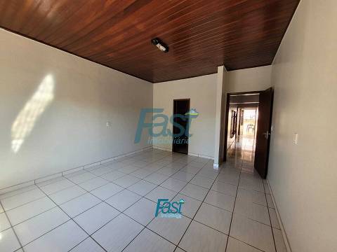 Casa à venda com 3 quartos, 800m² - Foto 11