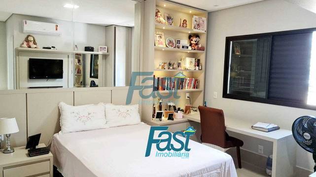 Apartamento à venda com 4 quartos, 247m² - Foto 8