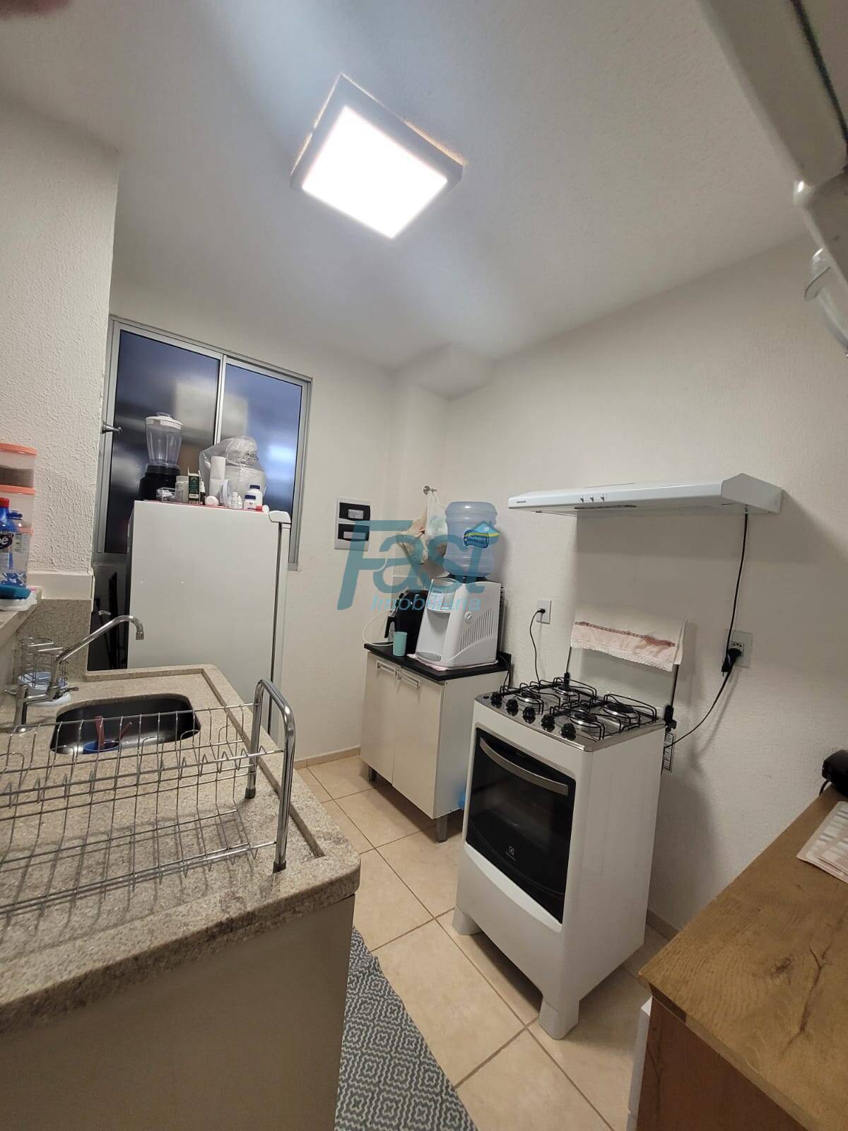 Apartamento à venda com 2 quartos, 50m² - Foto 3