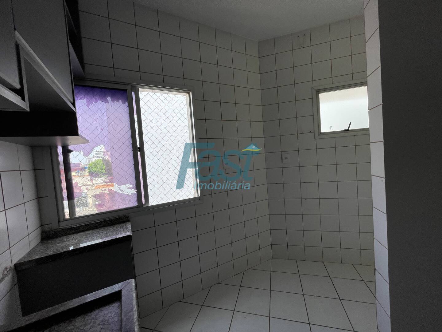 Apartamento à venda com 2 quartos, 71m² - Foto 3