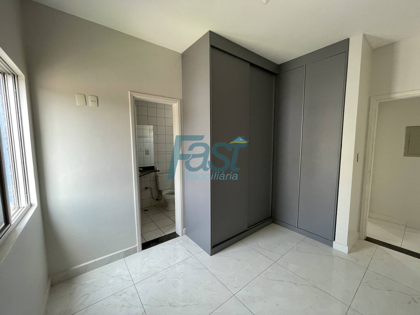 Apartamento à venda com 2 quartos, 71m² - Foto 11