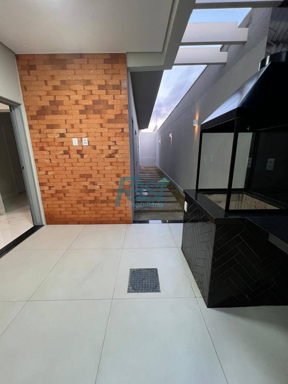 Casa de Condomínio à venda com 3 quartos, 250m² - Foto 8