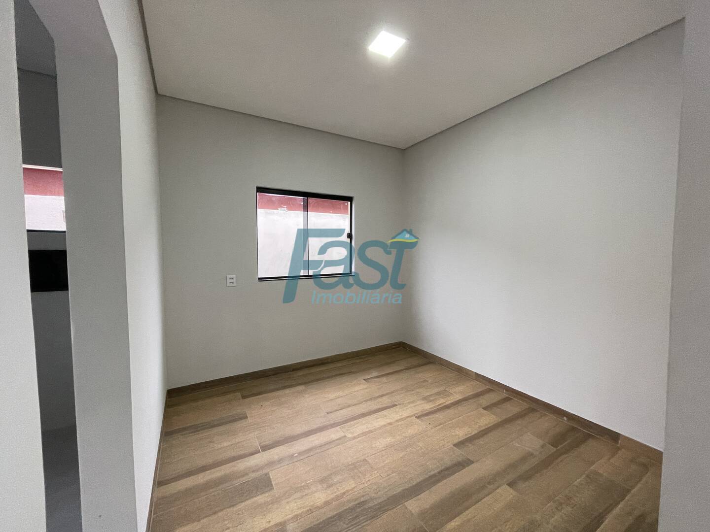 Casa à venda com 2 quartos, 180m² - Foto 5