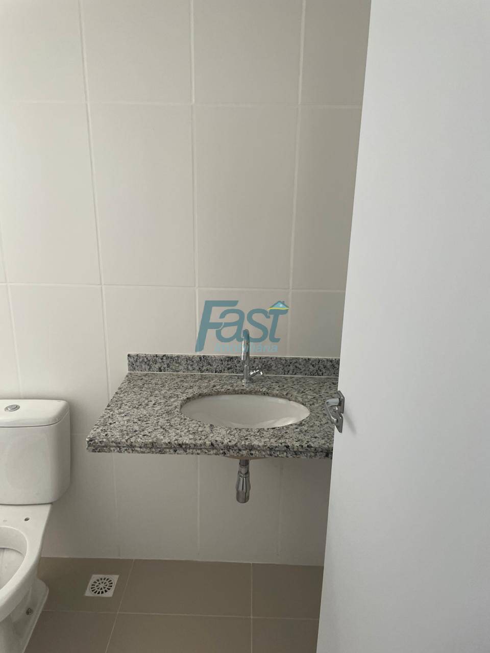 Apartamento à venda com 2 quartos, 63m² - Foto 11