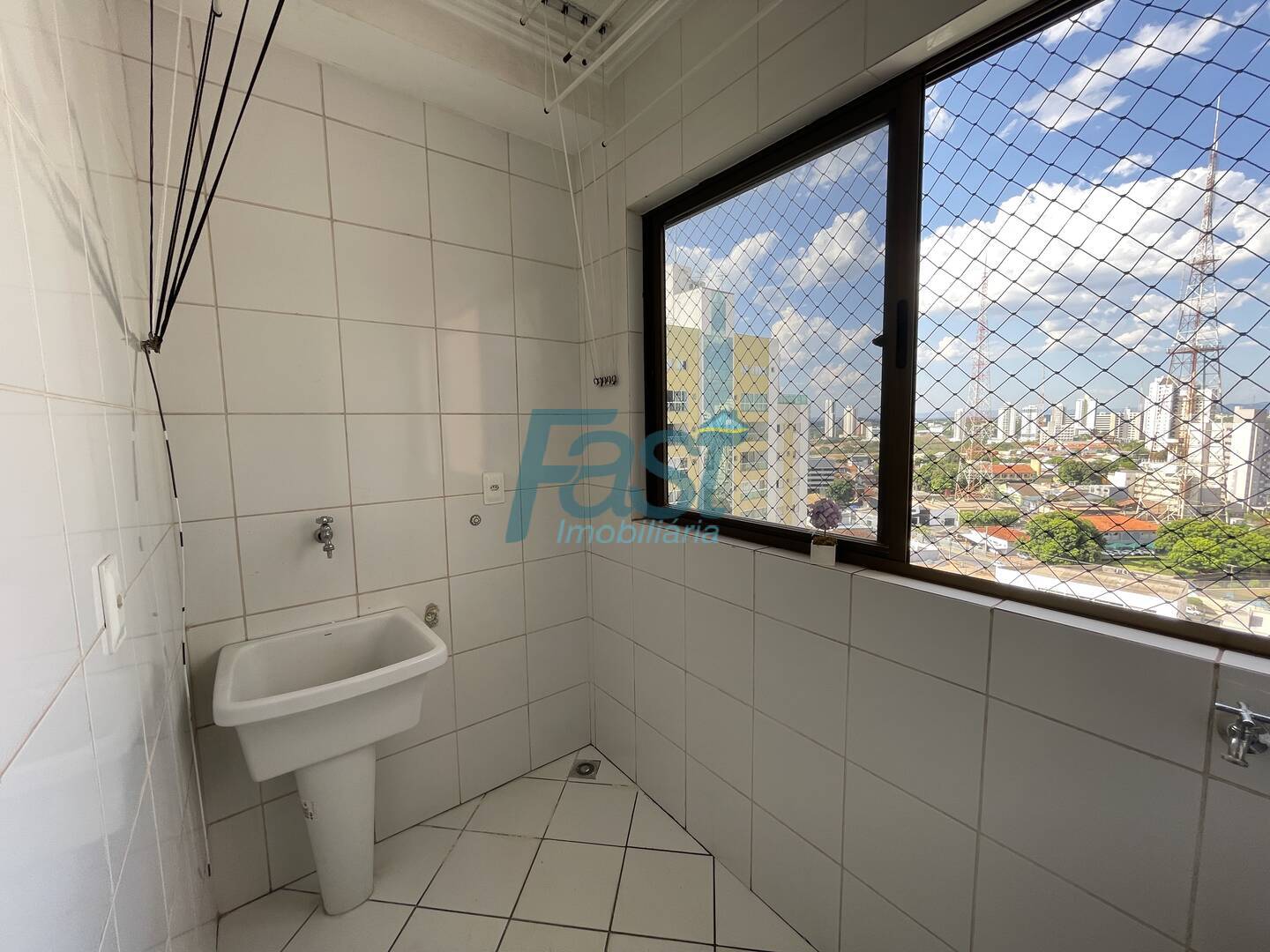 Apartamento à venda com 3 quartos, 216m² - Foto 12