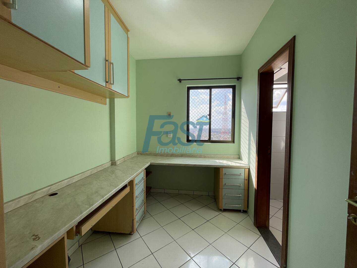 Apartamento à venda com 3 quartos, 216m² - Foto 13