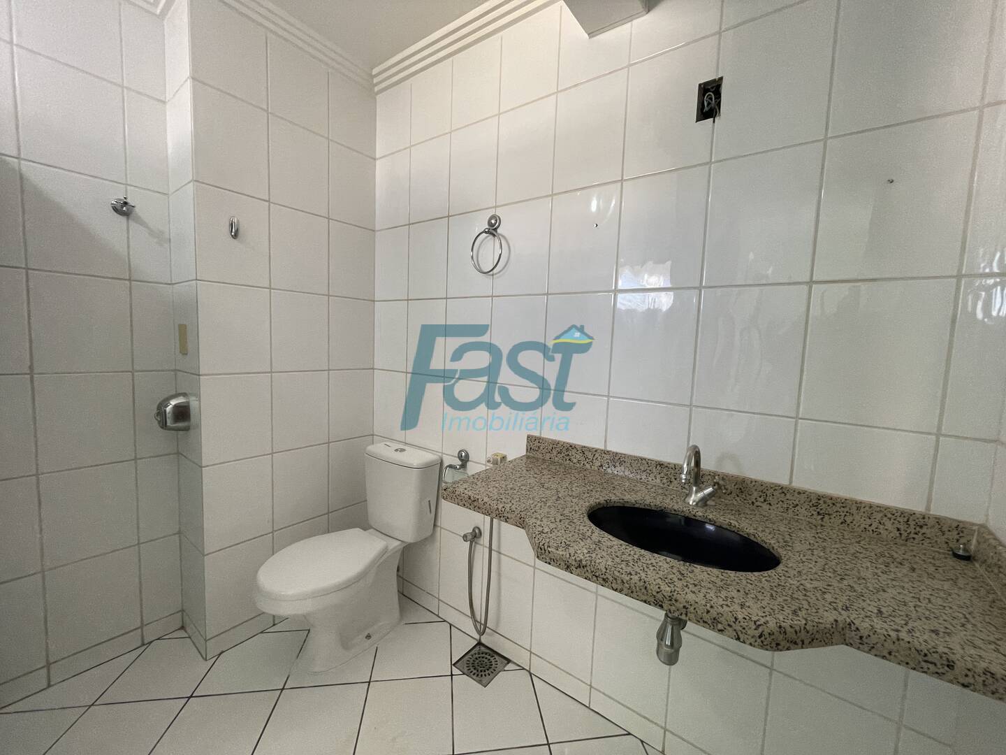 Apartamento à venda com 3 quartos, 216m² - Foto 17