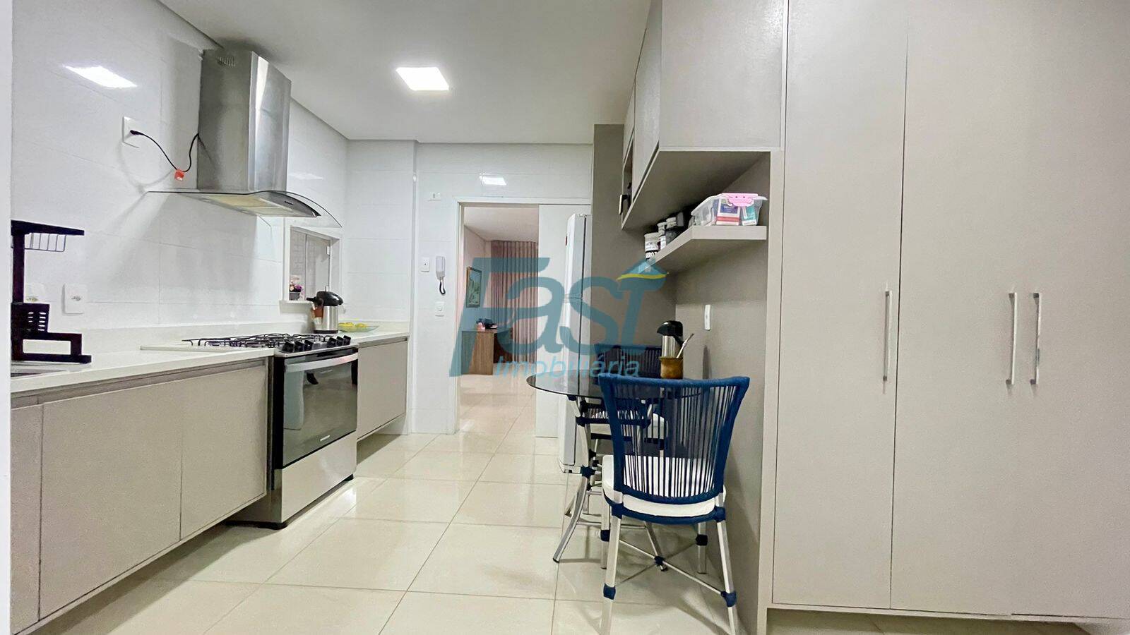 Apartamento à venda com 3 quartos, 147m² - Foto 18