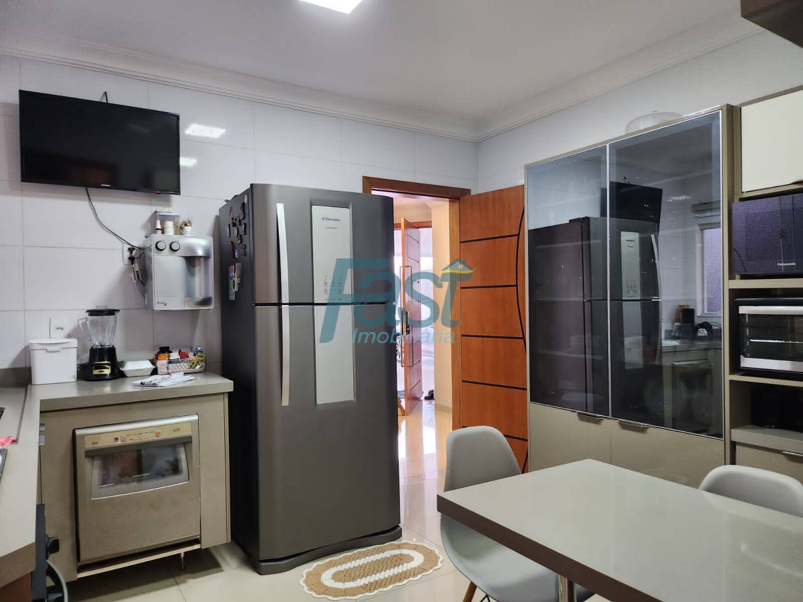 Sobrado à venda com 4 quartos, 500m² - Foto 20