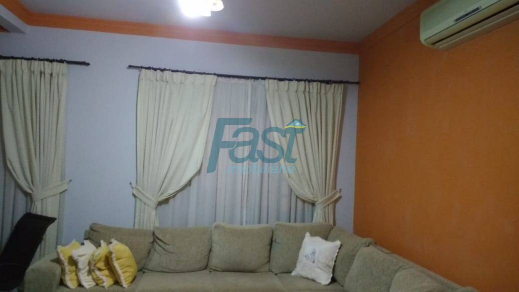 Casa à venda com 3 quartos, 300m² - Foto 5