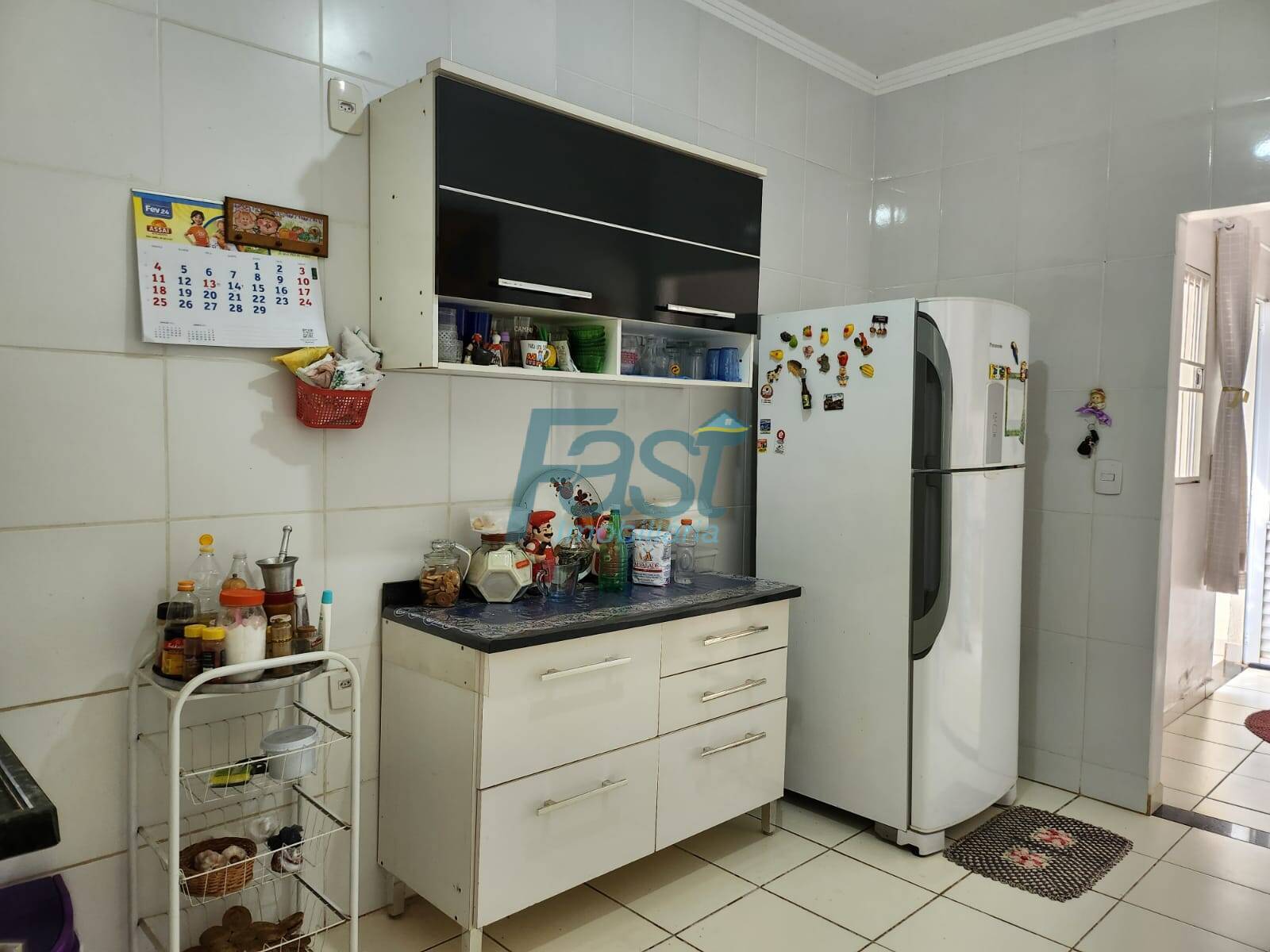 Casa de Condomínio à venda com 3 quartos, 140m² - Foto 2